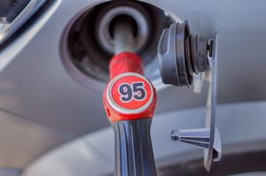 Преимущества 95 улучшенного бензина